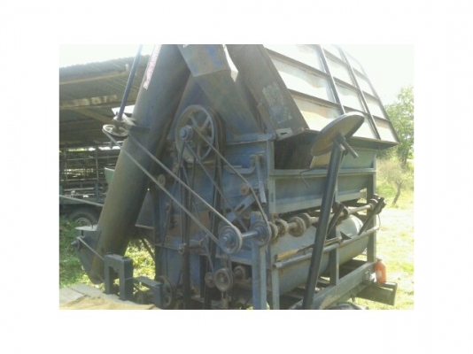 ขาย รถนวดข้าว5ฟุตจัมโบ้ เครื่อง100แรง เครื่องดีพร้อมใช้งาน