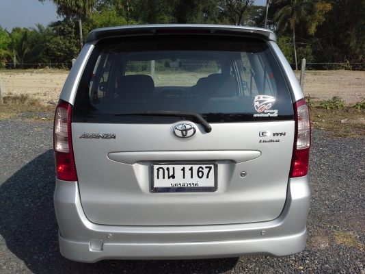 TOYOTA AVANZA 1.3 E AT  ปี2005