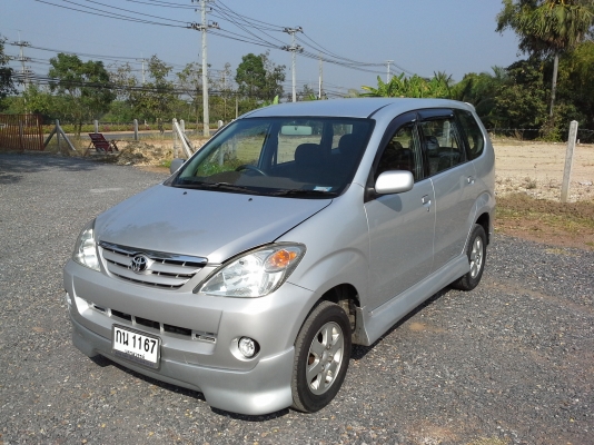 TOYOTA AVANZA 1.3 E AT  ปี2005