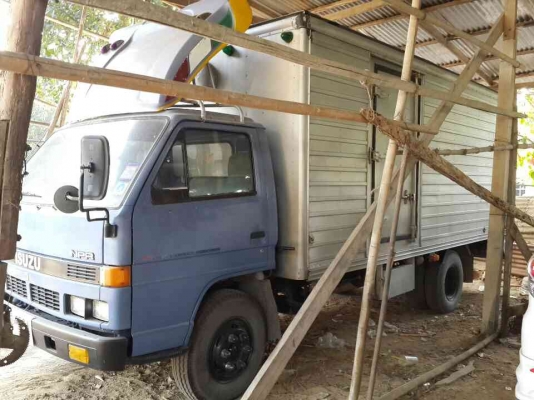 ขายด่วน รถบรรทุก 6ล้อตู้แห้ง