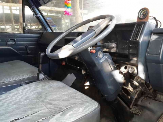 ขายด่วน รถบรรทุก 6ล้อตู้แห้ง