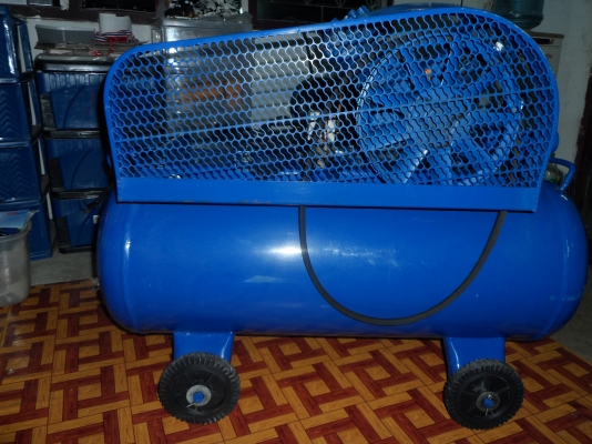 ขายครับขาย ปั้มลม 1 hp สภาพสวย พร้อมใช้ 11500 บาท