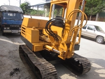 ขายแบคโฮ MITSUBISHI: MS04M PC40 4สูบ ราคา 210,000บาท ขายแบคโฮ MITSUBISHI: MS04M PC40 4สูบ ราคา 210,000บาท