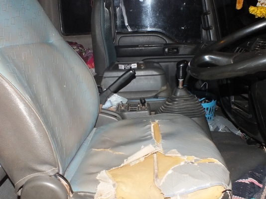 ISUZU FXZ  ติดต่อปารวี   0839686255