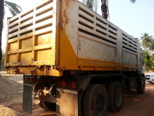 ISUZU FXZ  ติดต่อปารวี   0839686255