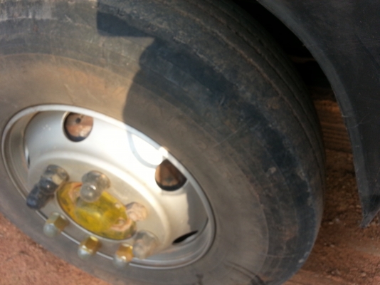 ISUZU FXZ  ติดต่อปารวี   0839686255