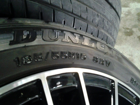 dunlop 185/55/15  ส่งทั่วไทย