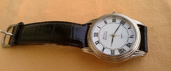 ROYALE PANTERA Quartz Italian design ขนาด 37 มม. ROYALE PANTERA Quartz Italian design ขนาด 37 มม.