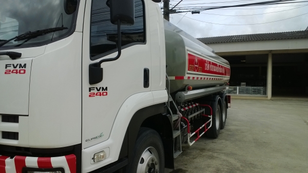 10ล้อน้ำมันMP1FVM3479T000126 เพลาเดียว ถัง15000ลปลายปี*52โหลดล่าง..เล่มพร้อม รถสวยมากๆ