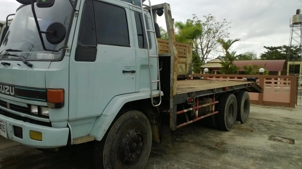 10ล้อ2เพลาท้ายลาดFVZ32MZP 195 แรงรถสวยสภาพดี คัสซีสวย เครื่องสวย ยางสวยเล่มพร้อม...