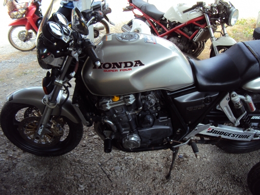 ขาย Honda Cb1000 ปี.96 อินวอย 86,000 บาท ขาย Honda Cb1000 ปี.96 อินวอย 86,000 บาท