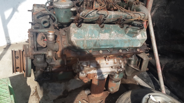 เครื่องhino  v8  f17