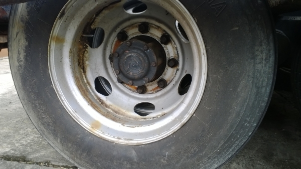 หางโรเบท2คานของYS หางล้อโผล่ ยางสภาพใหม่เรเดียนทั้ง8ส.หางทนทาน กว้าง3ม.เป็นหางนอก(มีเอกสารประมูล)...