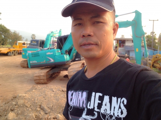 ขายรถแม็คโคร  1640 ชั่วโมง