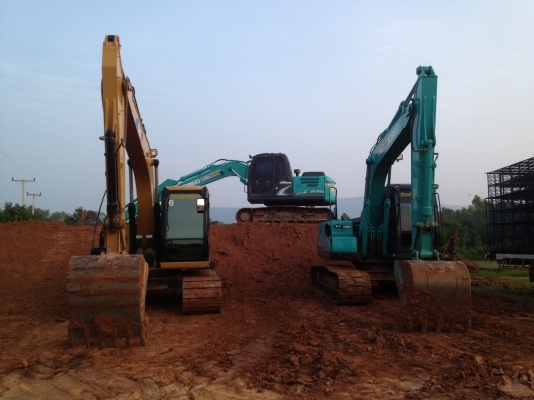 ขายรถแม็คโคร  1640 ชั่วโมง