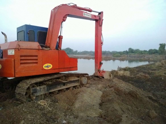 ฮิตาชิ ขนาด 60 เครื่องเดิมปั้มเดืมแอร์เย็น โซ่เต็มเก่านอกใบแจ้งจำหน่าย พร้อมใช้