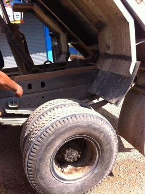 ขายรถหกล้อดั้ม ฮีโน้ FD171 เครื่องยนต์ HO7C 185 แรงม้า จะเปลี่ยนเป็นสิบล้อดั้มเพลาเดียว ขายรถหกล้อดั้ม ฮีโน้ FD171 เครื่องยนต์ HO7C 185 แรงม้า จะเปลี่ยนเป็นสิบล้อดั้มเพลาเดียว