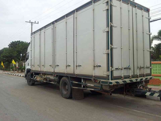 ขายดาวน์6ล้อตู้พ่วงแม่ลูก ยี่ห้อ ISUZU รุ่น FTR ขายดาวน์6ล้อตู้พ่วงแม่ลูก ยี่ห้อ ISUZU รุ่น FTR