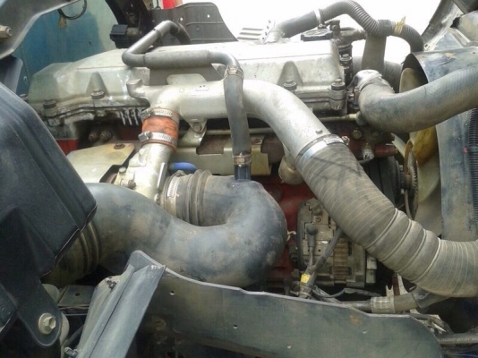 รถฮีโน่ 6 ล้อ ตู้แห้ง 150 แรงม้า ปี 48 สนใจติดต่อ 081 - 6079515 รถฮีโน่ 6 ล้อ ตู้แห้ง 150 แรงม้า ปี 48 สนใจติดต่อ 081 - 6079515