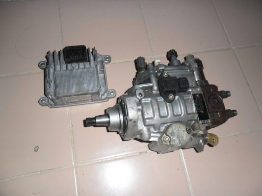 ต้องการขายปั้ม Dmax 3.0 Ddi ปี2003 พร้อมกล่องควบคุมด้วย