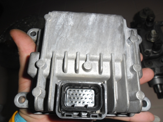 ต้องการขายปั้ม Dmax 3.0 Ddi ปี2003 พร้อมกล่องควบคุมด้วย