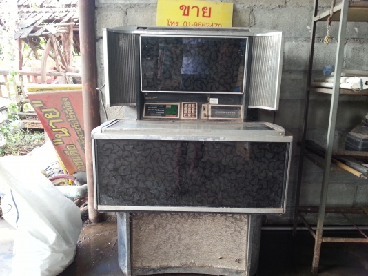 ขายกันชนหน้า ถอดจากรถ prado อลูอมิเนิยมแท้ๆ ขายตู้เพลงเก่า ขายเบาะรถตู้d4d เดิม4แถว