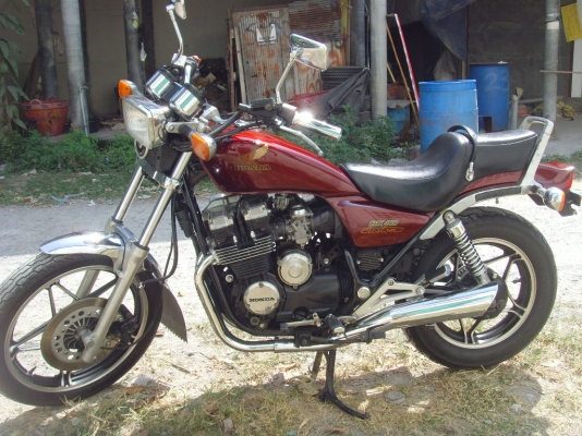 ขาย/แลก Honde cbx 400cc. custom  สภาพออกศูนย์เดิมๆทุกเม็ด