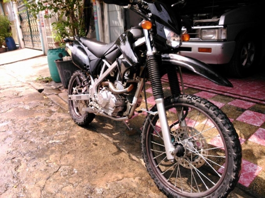 ขายดาว์น25,000 ด่วน KLX 125 หัวฉีด สีดำ รถออกศุนย์ปี54 เหลือผ่อนต่ออีก6งวด