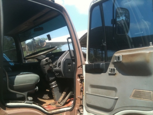 ขายรถหัวลาก  เครื่อง 240 แรง  เครื่อง m10e