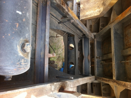 ขายรถ 10 ล้อ 2 เพลรา กระบะเหล็กข้างเรียบดั้ม ISUZU FVZ-175 เครื่องเดิม เกียร์เดิม รถสวยเดิมๆ สนใจโทรเลยครับ