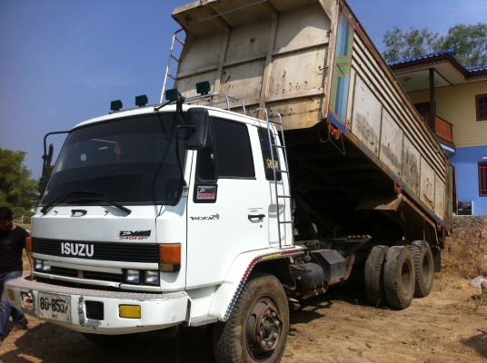 ขายรถ 10 ล้อ 2 เพลรา กระบะเหล็กข้างเรียบดั้ม ISUZU FVZ-175 เครื่องเดิม เกียร์เดิม รถสวยเดิมๆ สนใจโทรเลยครับ