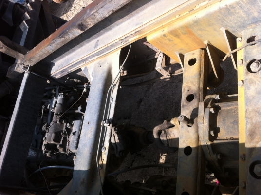 ขายรถ 10 ล้อ 2 เพลรา กระบะเหล็กข้างเรียบดั้ม ISUZU FVZ-175 เครื่องเดิม เกียร์เดิม รถสวยเดิมๆ สนใจโทรเลยครับ