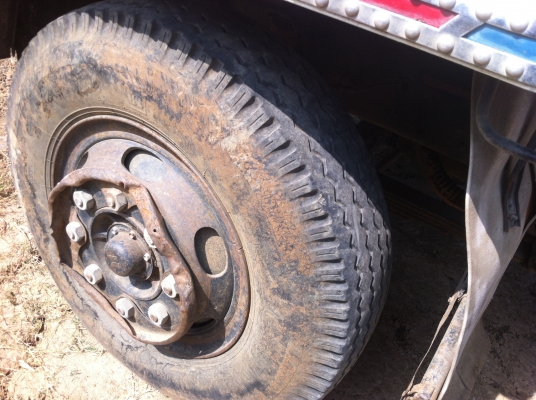 ขายรถ 10 ล้อ 2 เพลรา กระบะเหล็กข้างเรียบดั้ม ISUZU FVZ-175 เครื่องเดิม เกียร์เดิม รถสวยเดิมๆ สนใจโทรเลยครับ