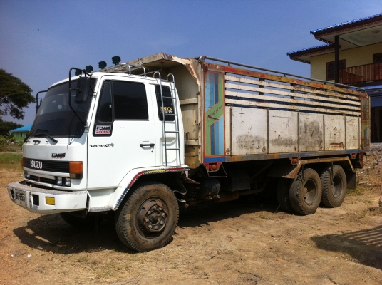 ขายรถ 10 ล้อ 2 เพลรา กระบะเหล็กข้างเรียบดั้ม ISUZU FVZ-175 เครื่องเดิม เกียร์เดิม รถสวยเดิมๆ สนใจโทรเลยครับ