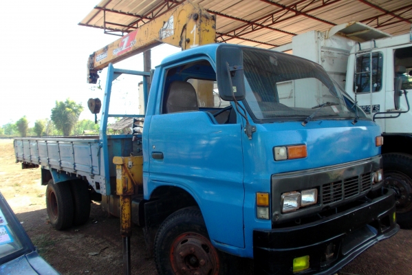 ขายด่วนรถ6ล้อชีต้า110แรงติดเครนชุปเปอรZท้องวี5เหลี่ยม3ตัน ขายด่วนรถ6ล้อชีต้า110แรงติดเครนชุปเปอรZท้องวี5เหลี่ยม3ตัน