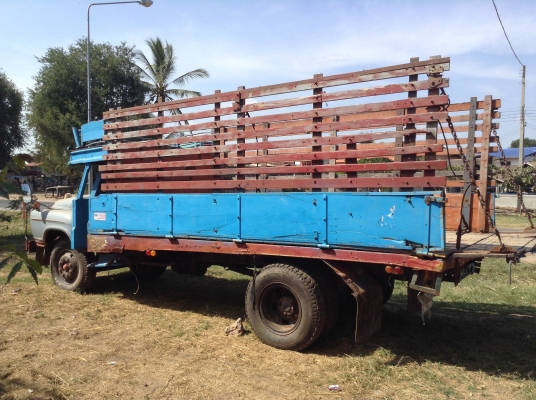 ขาย 6 ล้อหัวยาว  เครื่อง EH700 168 แรงม้า เฟืองท้าย FUSO สโลว์เกียร์กลาง คัสซีสวยใช้ได้ ยางเต็ม ทะเบียนพร้อมโอนครับ