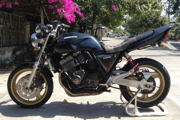 ด่วนๆ CB400 SF ปี93 ทะเบียน(สำเนาหน้าเล่ม)