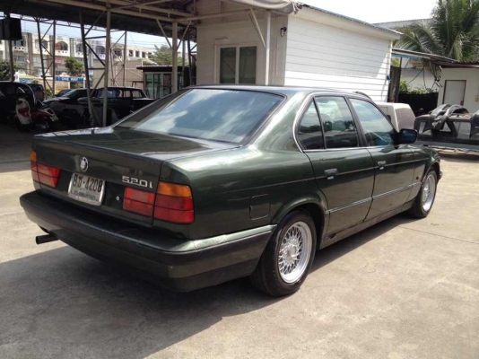 BMW 522i ขายไม่แพงรถสวย BMW 522i ขายไม่แพงรถสวย