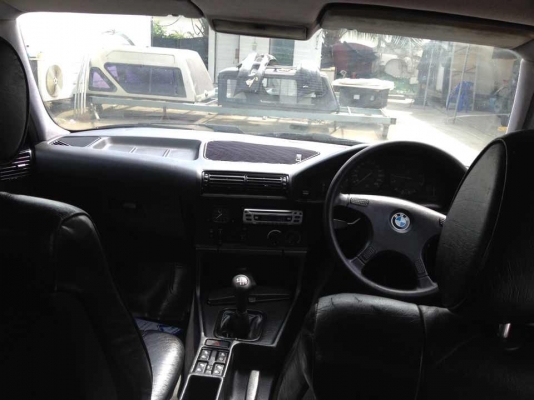 BMW 522i ขายไม่แพงรถสวย BMW 522i ขายไม่แพงรถสวย