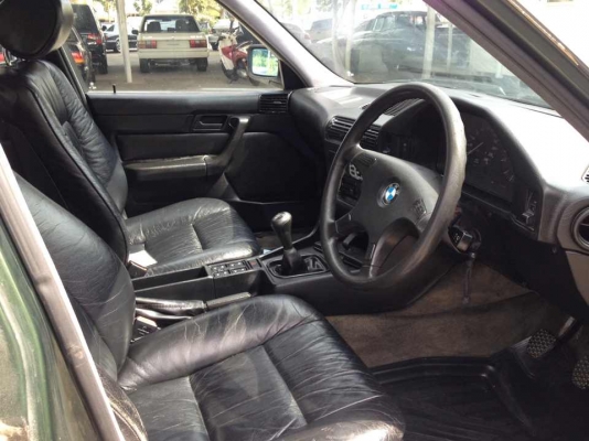 BMW 522i ขายไม่แพงรถสวย BMW 522i ขายไม่แพงรถสวย