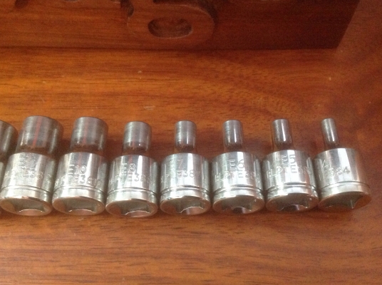 ขายลูกบล็อค Blue-Point 3/8" หัวเหลี่ยมพิเศษ เบอร์ E4-E20 ขายลูกบล็อค Blue-Point 3/8" หัวเหลี่ยมพิเศษ เบอร์ E4-E20