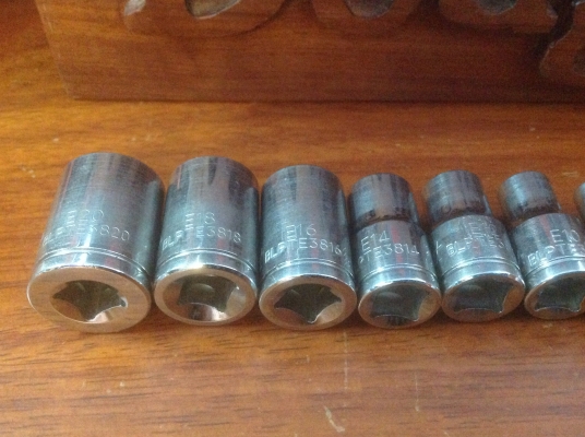 ขายลูกบล็อค Blue-Point 3/8" หัวเหลี่ยมพิเศษ เบอร์ E4-E20 ขายลูกบล็อค Blue-Point 3/8" หัวเหลี่ยมพิเศษ เบอร์ E4-E20