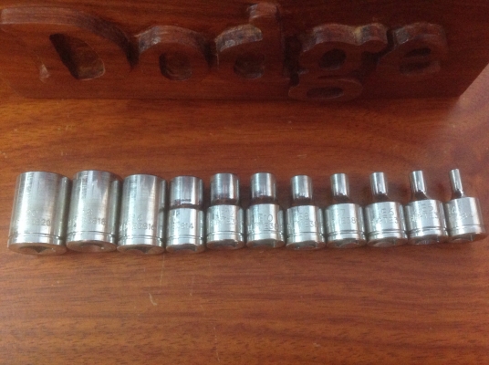 ขายลูกบล็อค Blue-Point 3/8" หัวเหลี่ยมพิเศษ เบอร์ E4-E20 ขายลูกบล็อค Blue-Point 3/8" หัวเหลี่ยมพิเศษ เบอร์ E4-E20