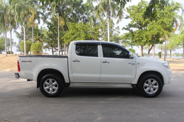 TOYOTA HILUX VIGO D4D Double Cab Prerunner VN Turbo 2.5 MT TOYOTA HILUX VIGO D4D Double Cab Prerunner VN Turbo 2.5 MT