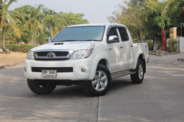 TOYOTA HILUX VIGO D4D Double Cab Prerunner VN Turbo 2.5 MT TOYOTA HILUX VIGO D4D Double Cab Prerunner VN Turbo 2.5 MT