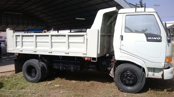 ขายครับ6ล้อดั้มเครื่องwo6E Fหน้าหลังงามๆพร้อมใช้งานครับพี่น้องขายที่459000ครับมีทะเบียนนะครับพร้อมโอนครับม7ย้ายให้ทั่ไทย