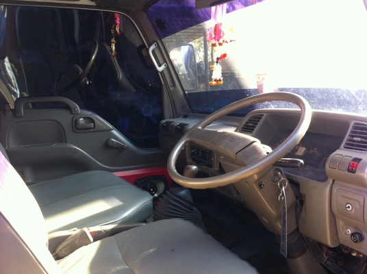 ซ้ำ*****ISUZU NKR