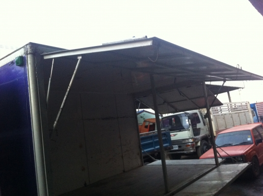 ISUZU NKR (หัวการ์ตูน) ตู้แห้งเปิดข้างได้ เครื่อง 4BE1 (110 แรงม้า) ซีสวยมากๆ ยางเต็ม แอร์เย็น ทะเบียนพร้อมโอน