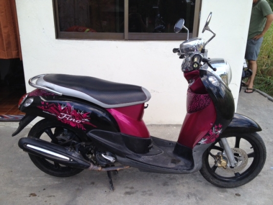 ขาย FiNO สีชมพู-ดำ ล้อแม็ก ปี53