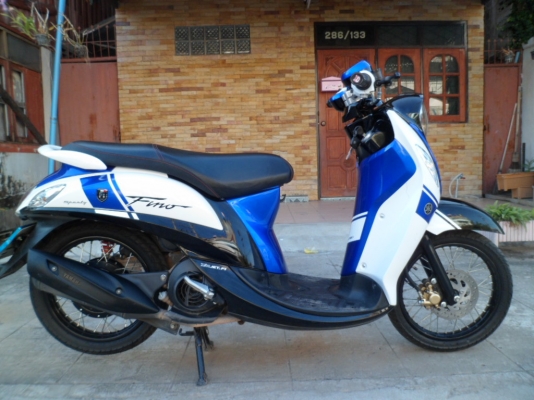 รถ 6 เดือน